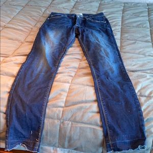Raw edge jeans